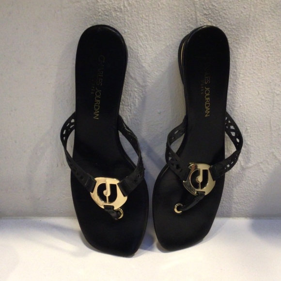 Charles Jourdan Women’s Thong Sandals - Picture 1 of 15